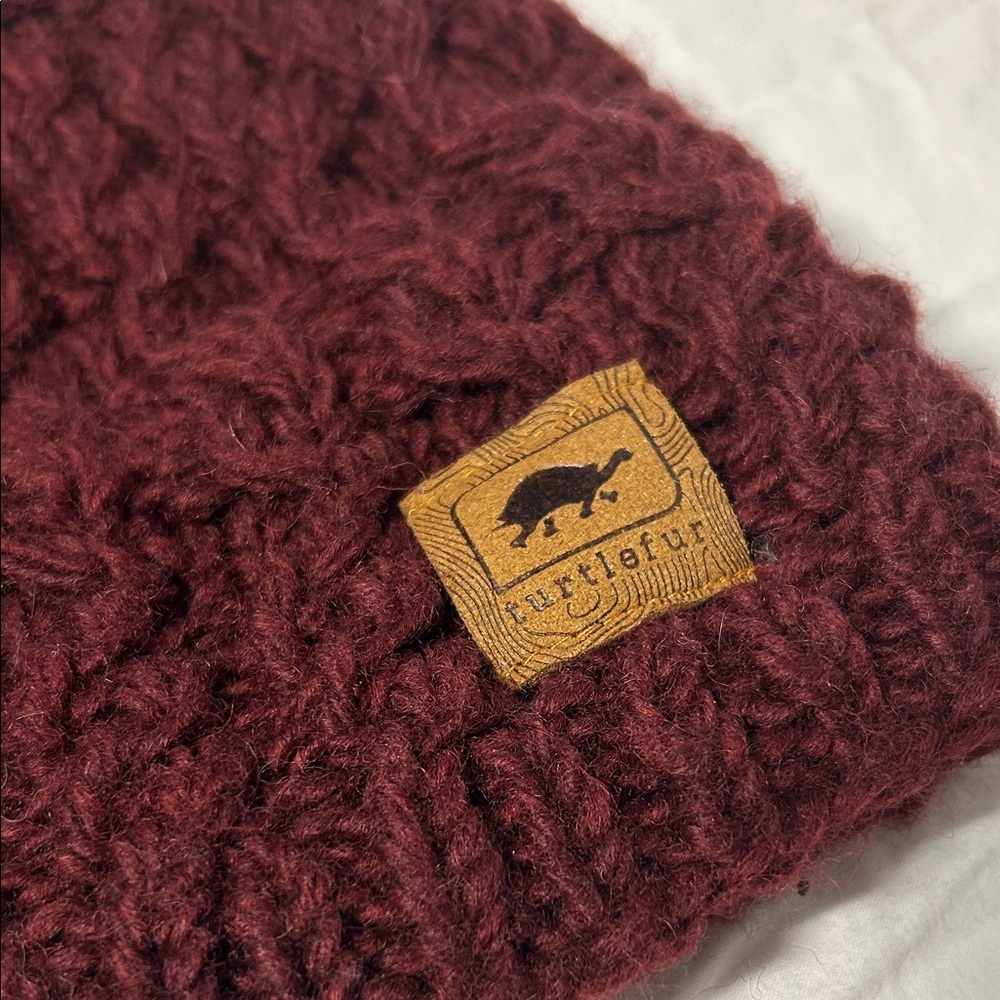 Women’s Burgundy Turtle Fur Wool Knit Beanie with fleece lining - Picture 3 of 6